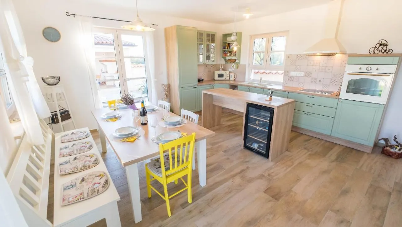 Anima Calma Filipana- Family Villa Surrounded With Vineyards And Olive Groves