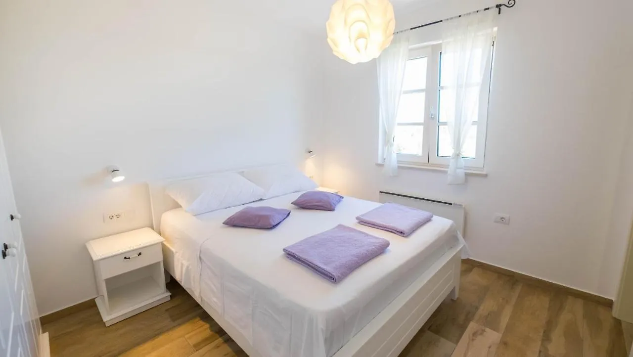 Anima Calma Filipana- Family Villa Surrounded With Vineyards And Olive Groves Hırvatistan